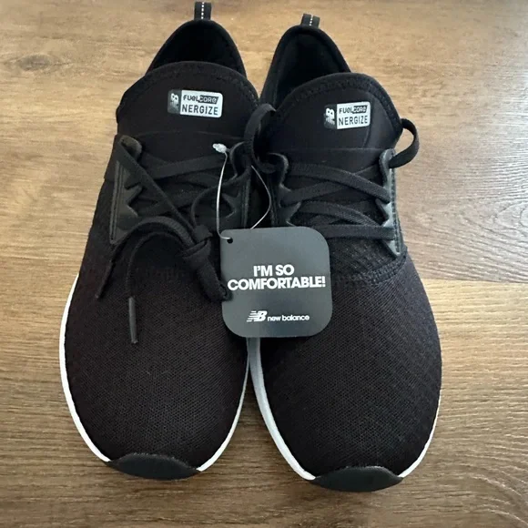 NWT New Balance FuelCore Nergize V1 Comfort Black Athletic Shoes Sneakers - Picture 2 of 9